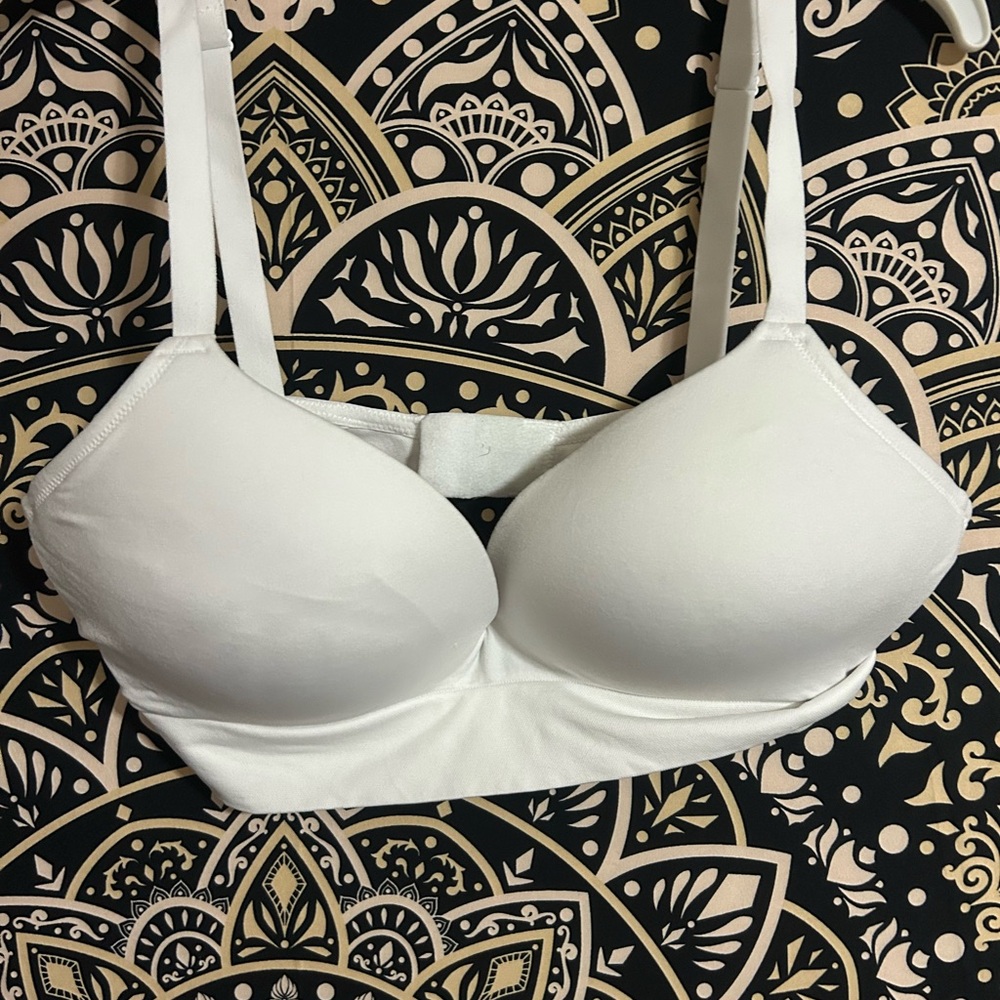 No Boundaries White Padded Bra